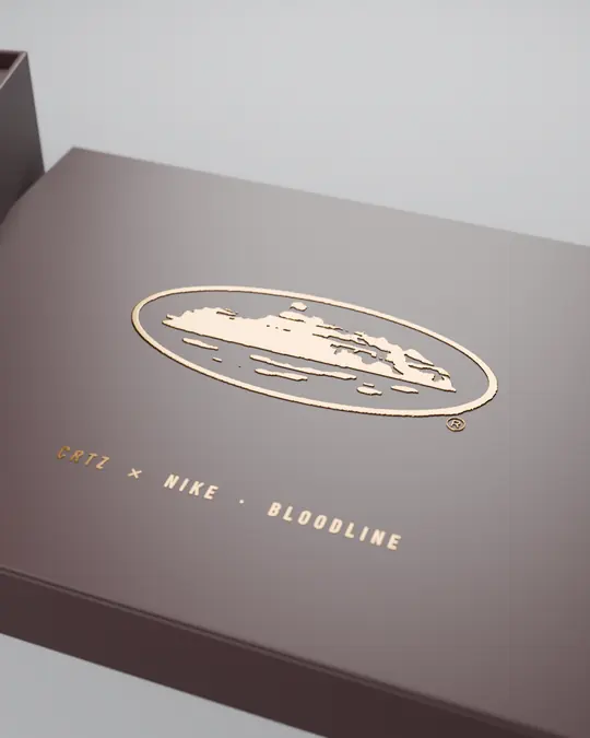 Brass foil Alcatraz on the lid
